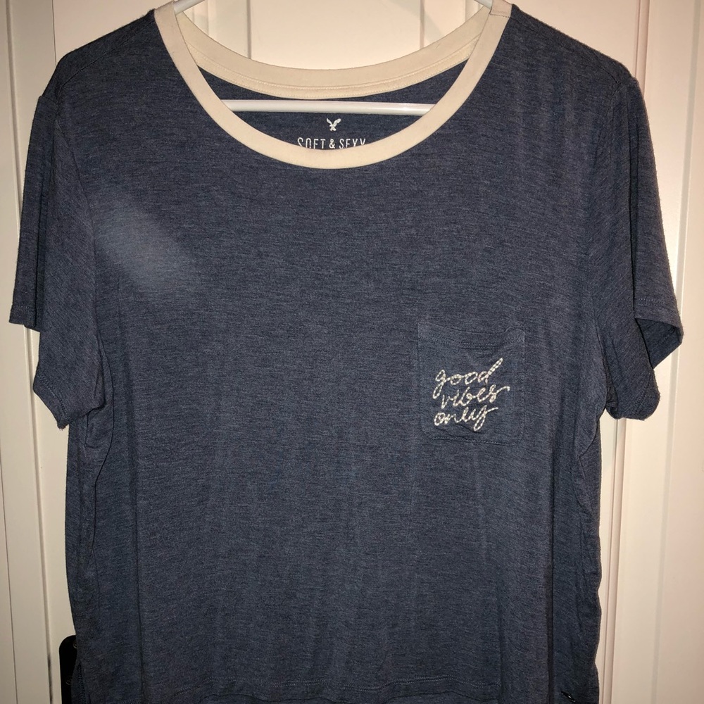 American Eagle Good Vibes Only Tee Shirt